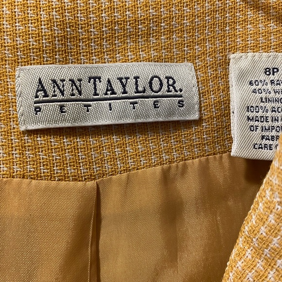 ANN TAYLOR PETITES JACKET - Picture 2 of 4